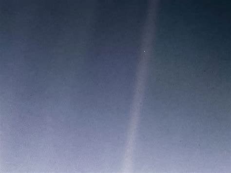 voyager 1 earth image